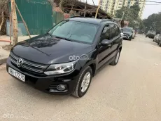 2 lốp vẫn theo xe