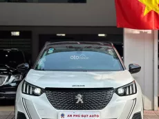 Trang bị nhiều options, xe chạy siêu ít