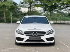 Màu trắng nội thất đỏ rất mới