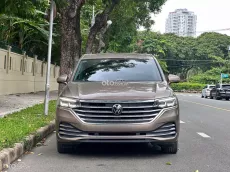 Xe đẹp nội thất kem, trang bị nhiều option