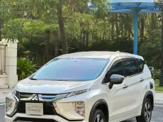 Động cơ xăng 1.5L mạnh mẽ, hộp số tự động mượt mà
