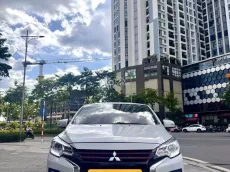 Xe cực đẹp, tiết kiệm xăng, full options