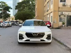 VinFast LUX A2.0 2022 tại Hà Nội