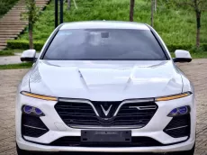 VinFast LUX A2.0 2021