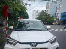 SUV gầm cao nhỏ gọn linh hoạt phù hợp gia đình và chạy dịch vụ