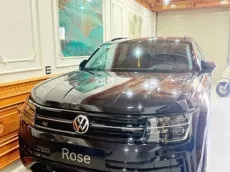 Volkswagen Teramont X Đen giá 1 tỷ 6