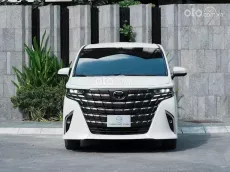 Màu trắng nội thất nâu, odo thấp chỉ 2888km