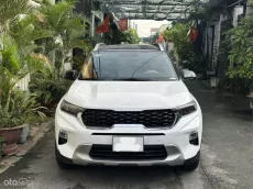 Màu trắng - Bản cao cấp full option còn rất mới