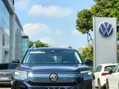 https://carpassion.vn/threads/volkswagen-teramont-pro-ra-mat-suv-king-size-premium-voi-queen-seat-duy-nhat-phan-khuc-gia-tu-2-7-ty-dong.22453/