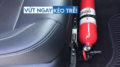 Những vật dụng dễ biến thành 'bom nổ chậm' trong xe hơi mùa nắng nóng