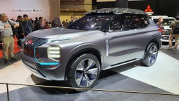 Mitsubishi Outlander 2021 đã chạy thử, dự kiến ra mắt vào tháng 10/2020