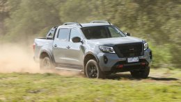 Đánh giá xe Nissan Navara 2021: Nhiều thay đổi đáng giá, đối thủ sừng sỏ của Ford Ranger