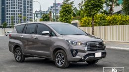 Đánh giá xe Toyota Innova 2.0G 2021: Số tự động chạy dịch vụ khỏi chê