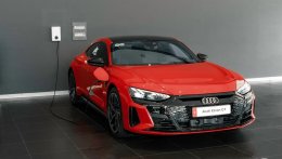 So sánh xe điện thể thao Porsche Taycan và Audi e-tron GT: Kẻ đến sau liệu có lợi thế?