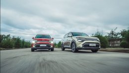 So sánh xe KIA Carens và Mitsubishi Xpander: Chọn "tân binh" nhiều công nghệ hay "vua doanh số"