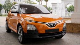 So sánh xe VinFast VF 5 và Toyota Raize: Chọn xu hướng công nghệ "xanh" hay máy xăng truyền thống?