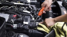 'Bắt bệnh' động cơ ô tô thông qua 6 dấu hiệu bất thường