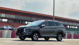 So sánh Toyota Veloz Cross và Mitsubishi Xpander Cross 2023: Chọn MPV nhiều công nghệ an toàn hay đề cao trải nghiệm lái