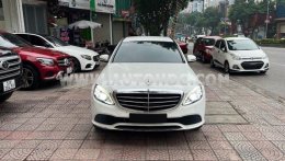 Bán xe Mercedes-Benz C200 2021