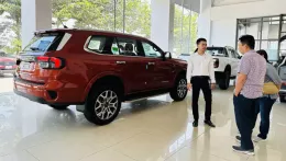 2023 - Năm doanh số giảm của thị trường ô tô Việt, giá xe 'nhảy múa'