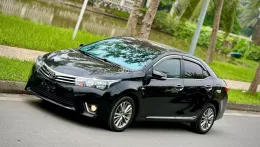 Bán xe Toyota Corolla Altis 2015