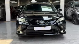 Bán xe Toyota Camry 2022