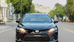 Bán xe Toyota Camry 2022