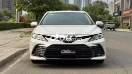 Bán xe Toyota Camry 2022