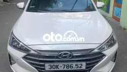 Bán xe Hyundai Elantra 2021