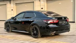 Bán xe Toyota Camry 2022