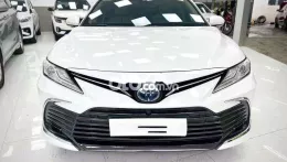 Bán xe Toyota Camry 2022
