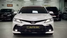 Bán xe Toyota Camry 2022