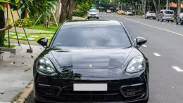 Bán xe Porsche Panamera 2021