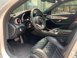 Cần bán lại chiếc xe sang Mercedes C63s AMG đời 2015