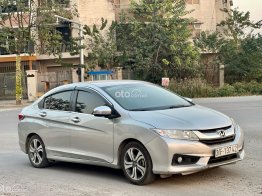 Cần bán Honda City 1.5 CVT 2017 - Màu bạc siêu chất
