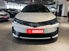Cần bán Toyota Corolla Altis 1.8AT 2018 - Màu trắng full đồ