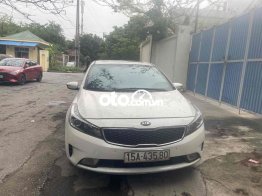 Cần bán Kia Cerato 2018 - bán xe cerato nữ đi