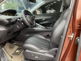 Xe đẹp như mới, trang bị full option