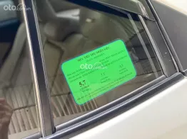 Xe màu trắng, chất xe đẹp XUẤT SẮC, Có hỗ trợ vay