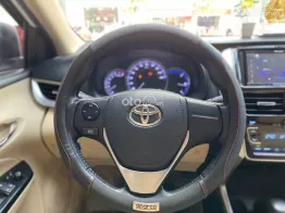 Xe màu trắng, chất xe đẹp XUẤT SẮC, Có hỗ trợ vay