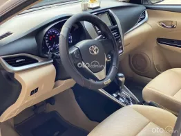 Xe màu trắng, chất xe đẹp XUẤT SẮC, Có hỗ trợ vay