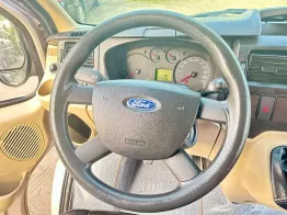 Bán Ford transit 16 chỗ, đời 2016 bản MID, xe đẹp chất