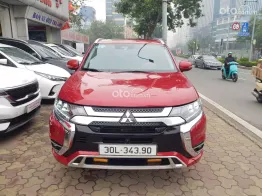 MITSUBISHI OUTLANDER 2.0 AT sản xuất 2023 đăng ký và lăn bánh 2024