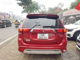 MITSUBISHI OUTLANDER 2.0 AT sản xuất 2023 đăng ký và lăn bánh 2024