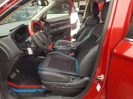 MITSUBISHI OUTLANDER 2.0 AT sản xuất 2023 đăng ký và lăn bánh 2024