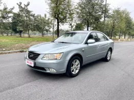 Bán xe Huyndai Sonata sản xuất năm 2009, nhập khẩu Hàn Quốc đăng ký tên tư nhân, biển Hà Nội