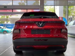 Siêu lướt chỉ mới đi 100kilomet, xe mua pin