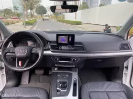 Một chủ từ đầu biển tỉnh