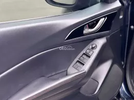 E Bán Mazda3 xanh Cavansite 2016 (hiếm)