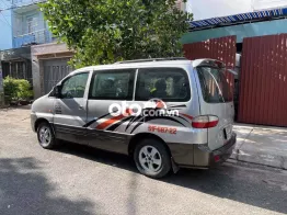 Hyundai Starex 2007 máy dầu 9 chổ